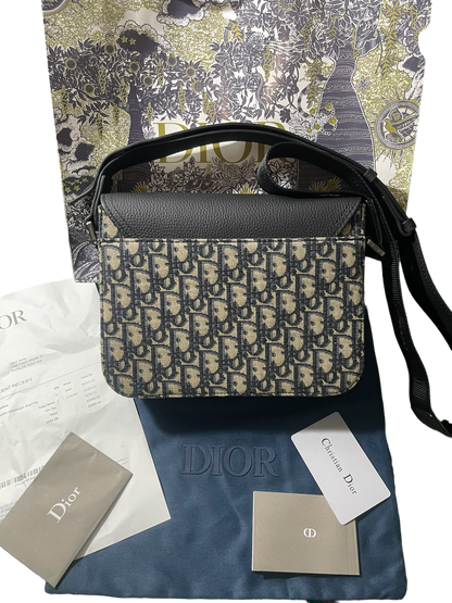 Dior Small Oblique Jacquard
Saddle Messenger Bag with Flap