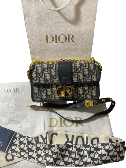 Blue Dior Oblique Jacquard 30
Montaigne Chain Bag