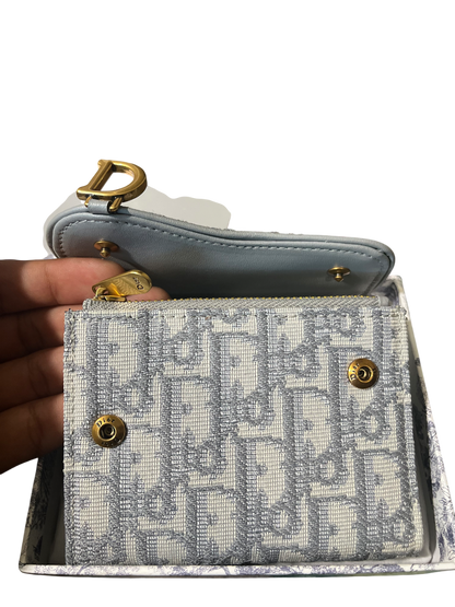 Dior Saddle Lotus Wallet
Oblique Jacquard Grey