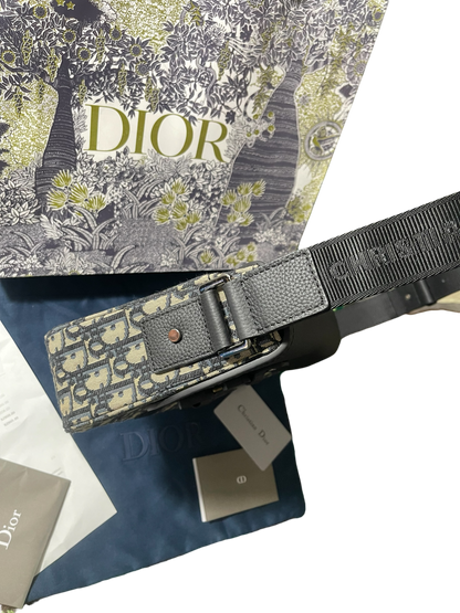 Dior Small Oblique Jacquard
Saddle Messenger Bag with Flap