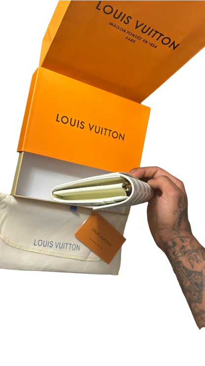 Louis Vuitton Monogram Sarah Wallet Damier Azur