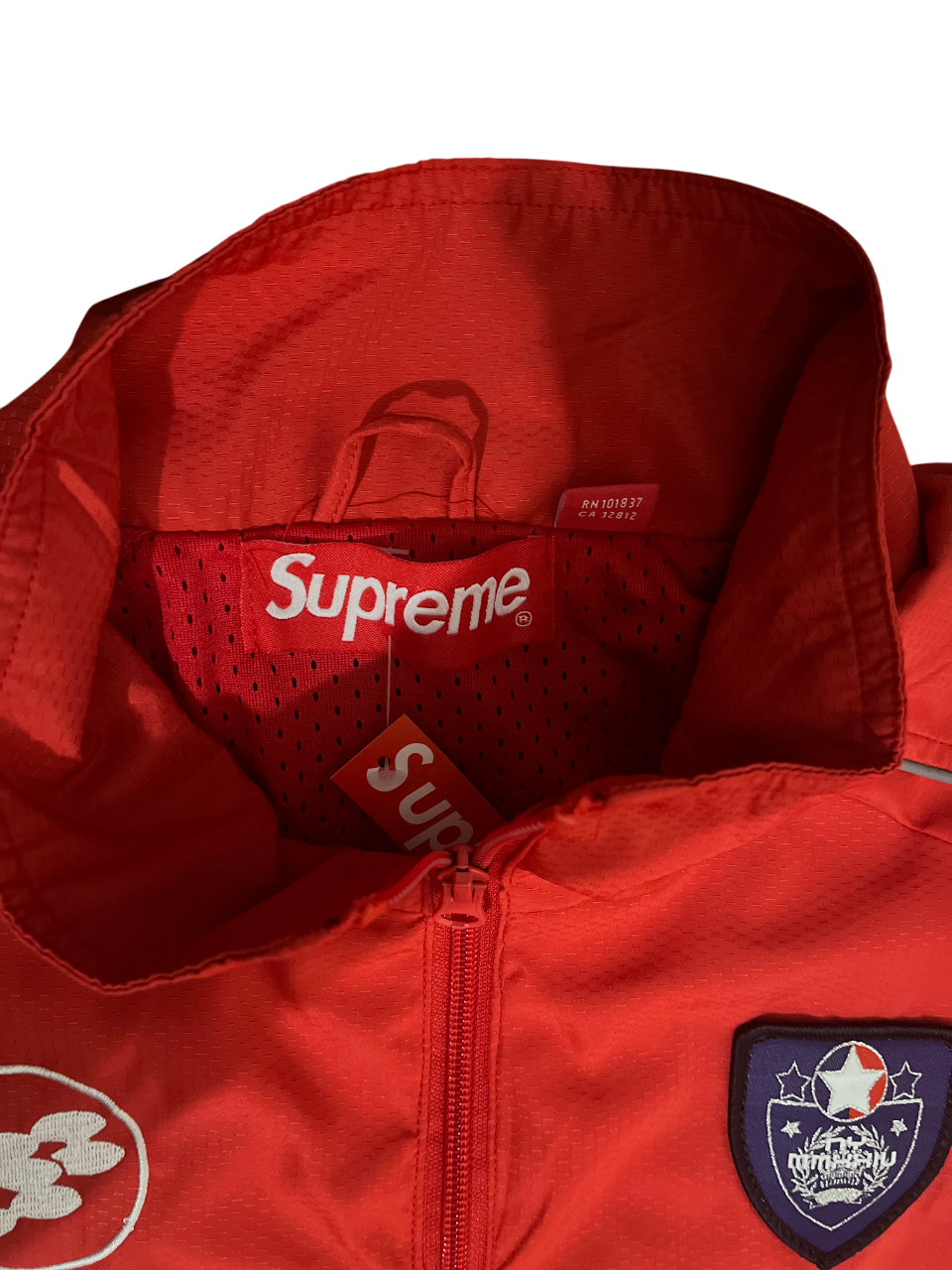 Supreme Reflective Piping
Pullover Red