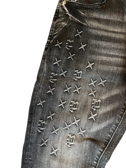 Purple Brand Monogran Black Denim
Jeans