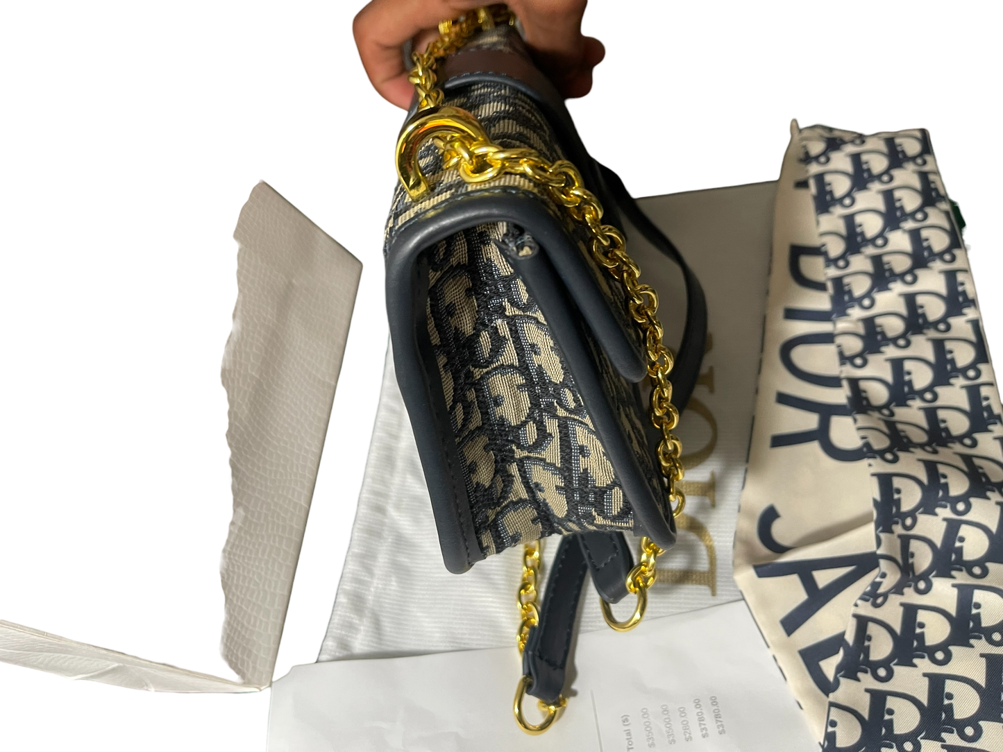 Blue Dior Oblique Jacquard 30
Montaigne Chain Bag
